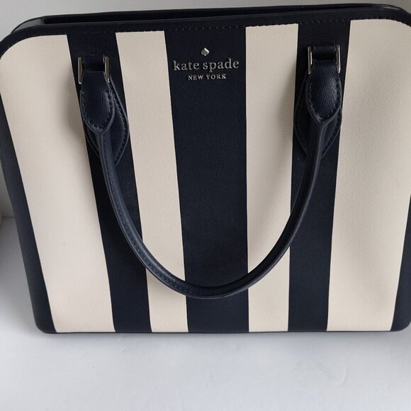 Kate Spade Darcy Pond Navy/White Crossbody Handbag - Picture 2 of 7